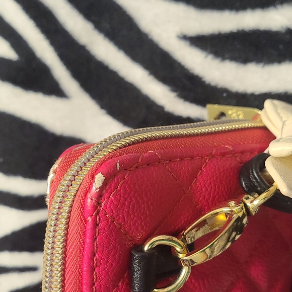 Betsey Johnson wallet/wristlet - Picture 5 of 5